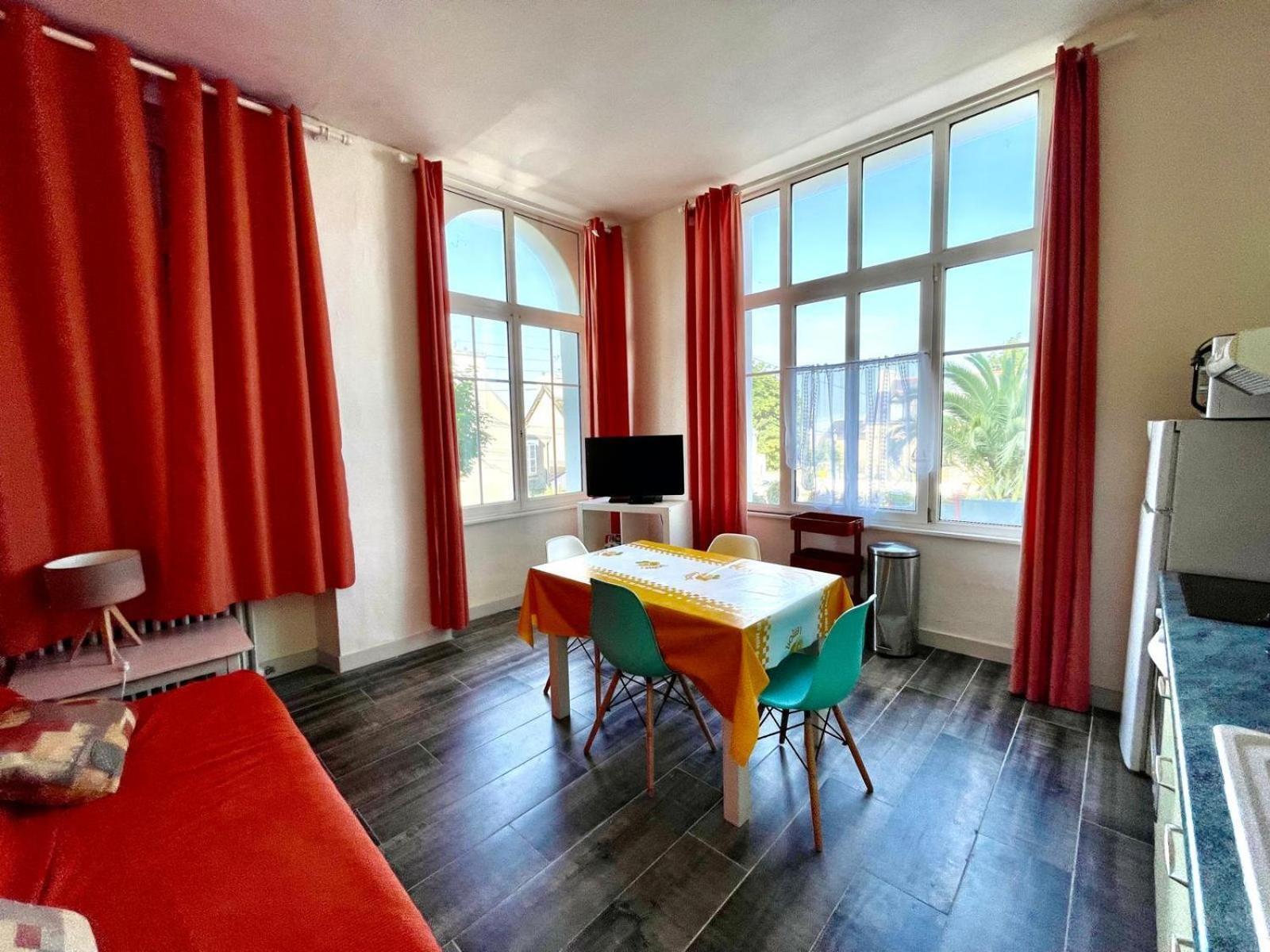 Residence Des Bains كارانتك المظهر الخارجي الصورة